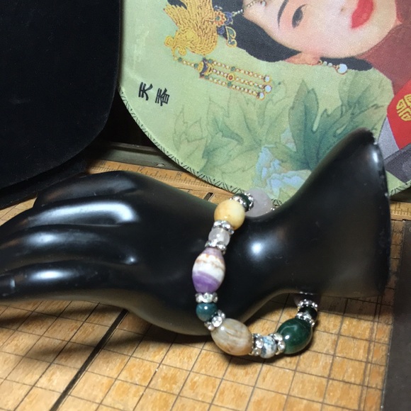 Semiprecious Crystal Mixed Stone Bracelet 7”L Elastic Rhinestone Ring Bead Acct. - Picture 6 of 10